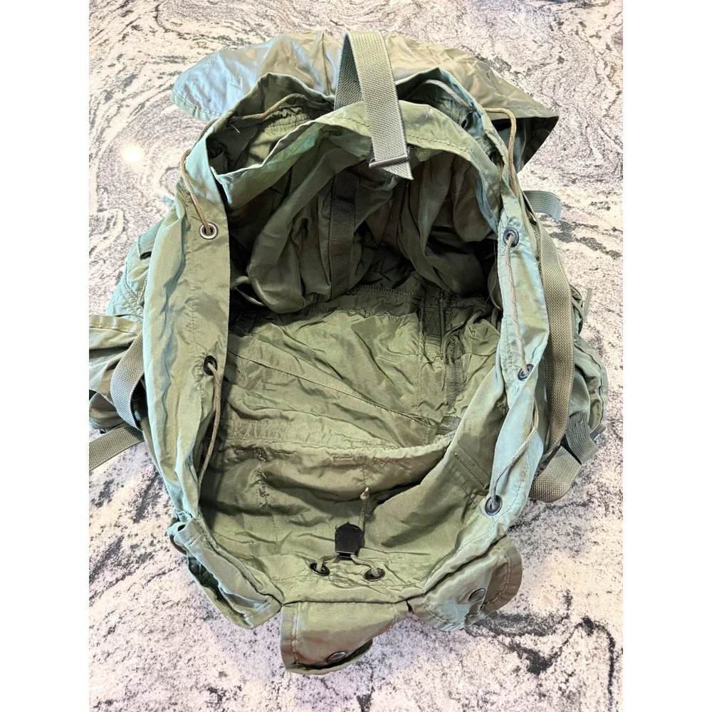 N/A authentic olive